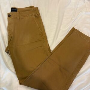 American Eagle Outfitters Tan Chino Pants